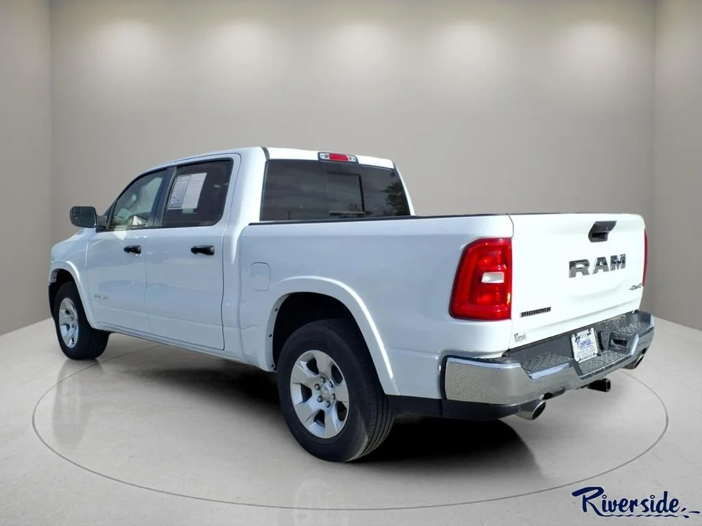 Certified Used 2025 White Ram Big Horn/Lone Star image 5