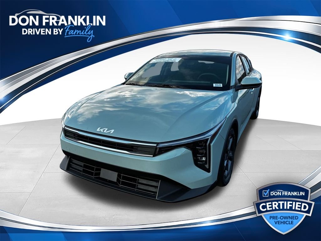 Used 2025 Gray Kia LXS image 1