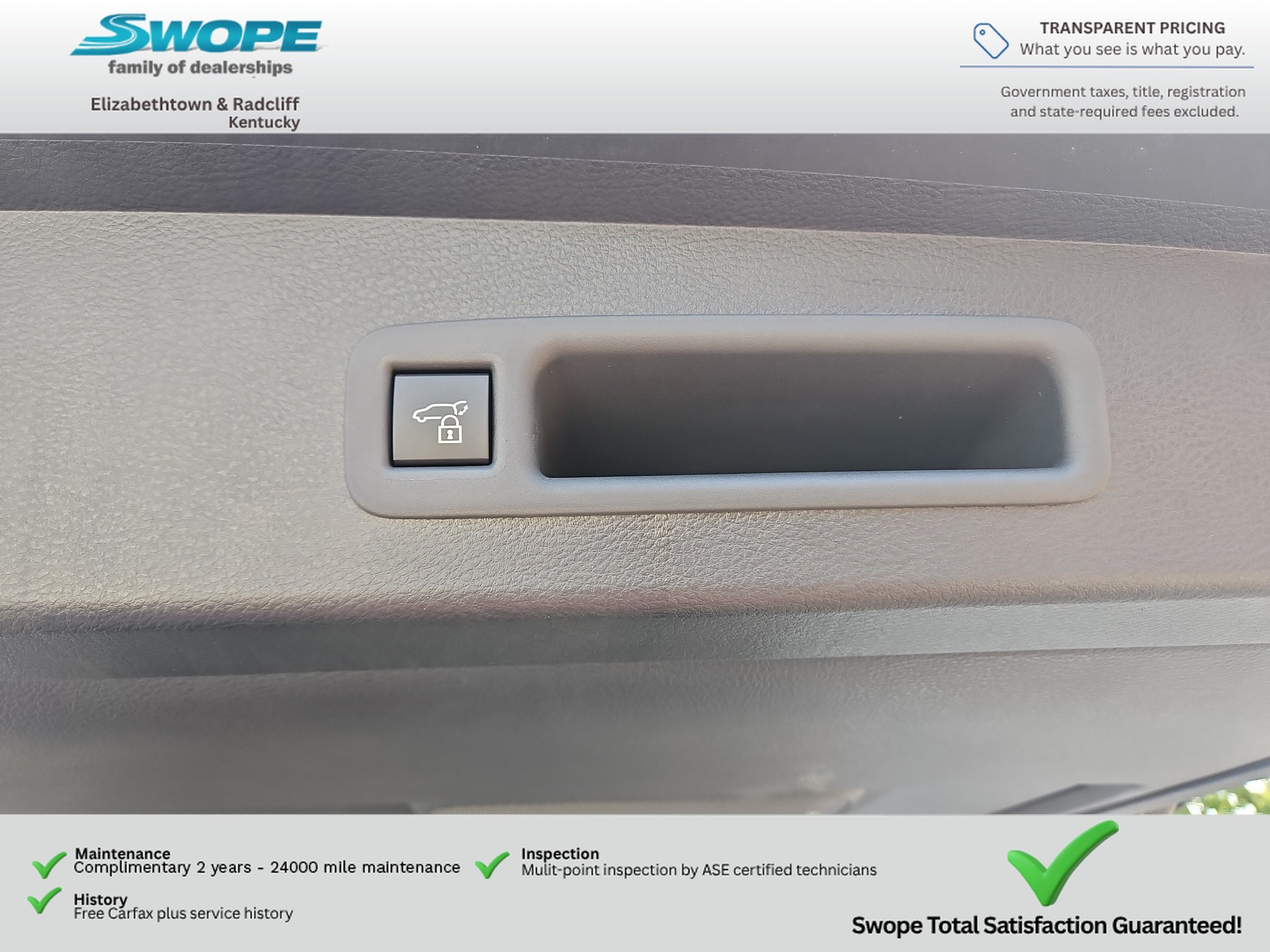Used 2026 Wind Chill Pearl Toyota XLE image 12