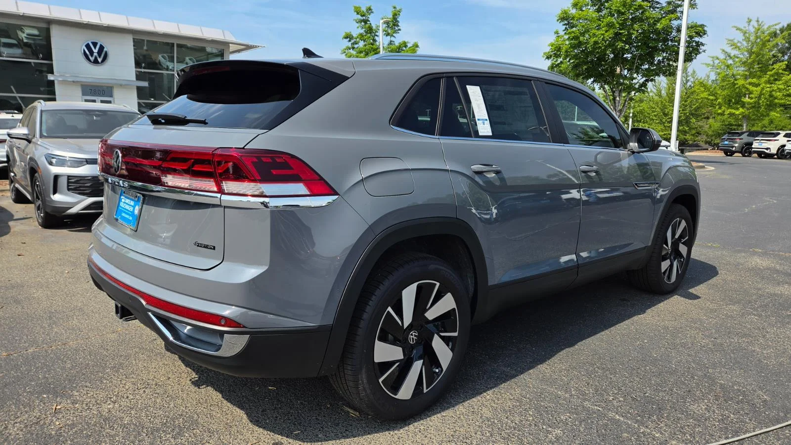 2026 Volkswagen Atlas Cross Sport SE w/Tech - Photo 6