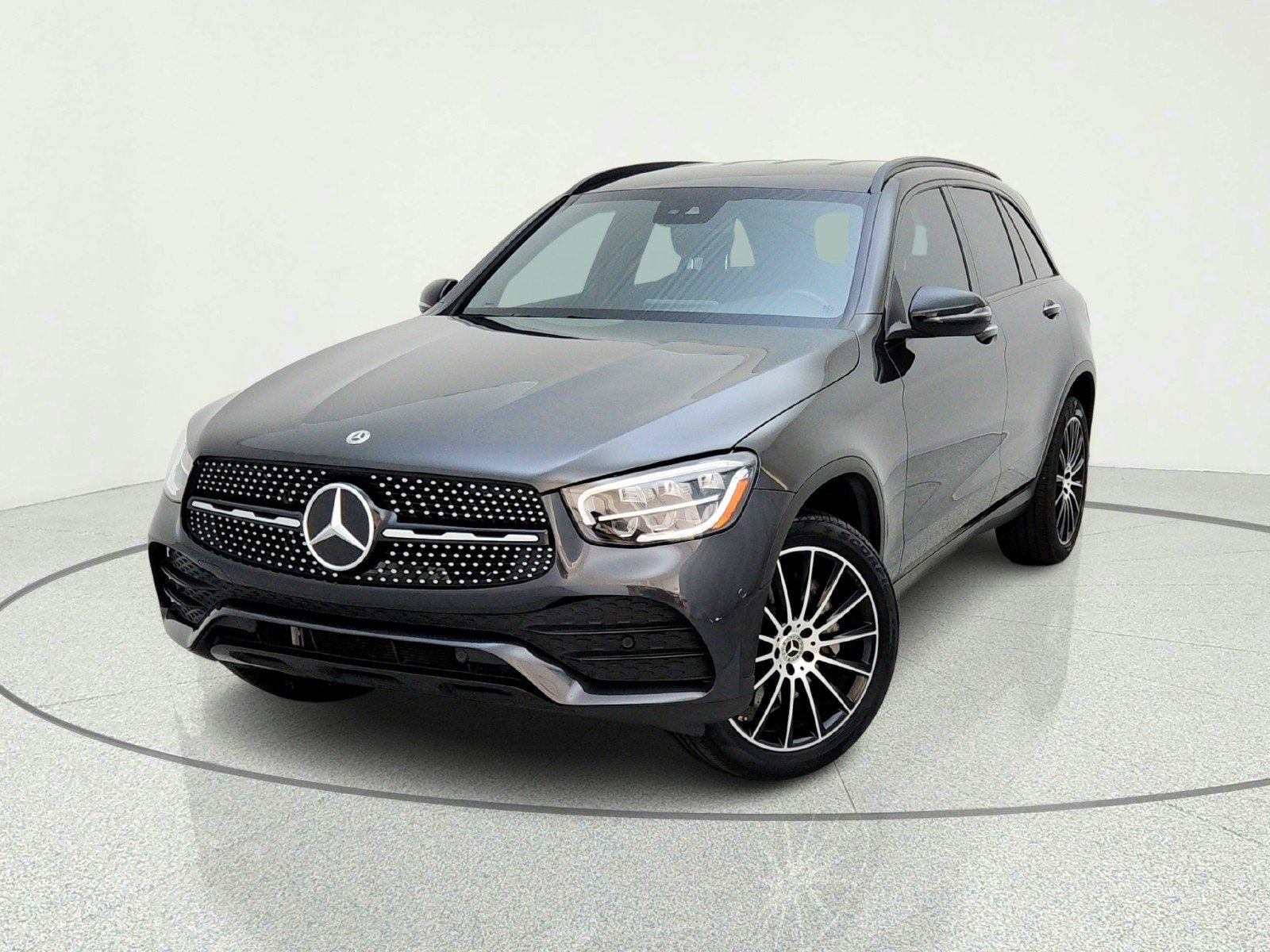 Certified Used 2022 Graphite Grey Metallic Mercedes-Benz GLC 300 image 2
