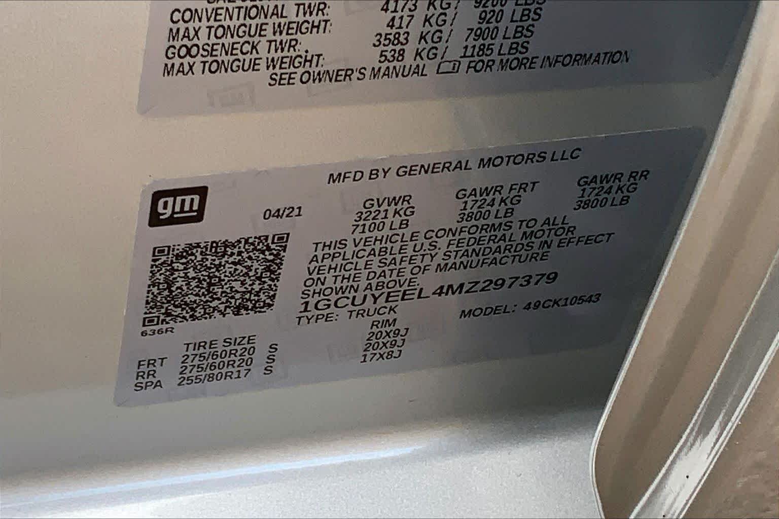 Used 2021 Silver Ice Metallic Chevrolet RST image 35