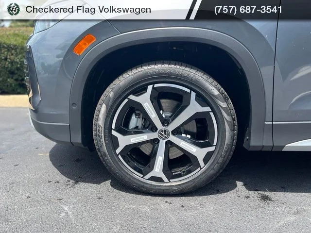 New 2026 Gray Volkswagen 2.0T SE image 5