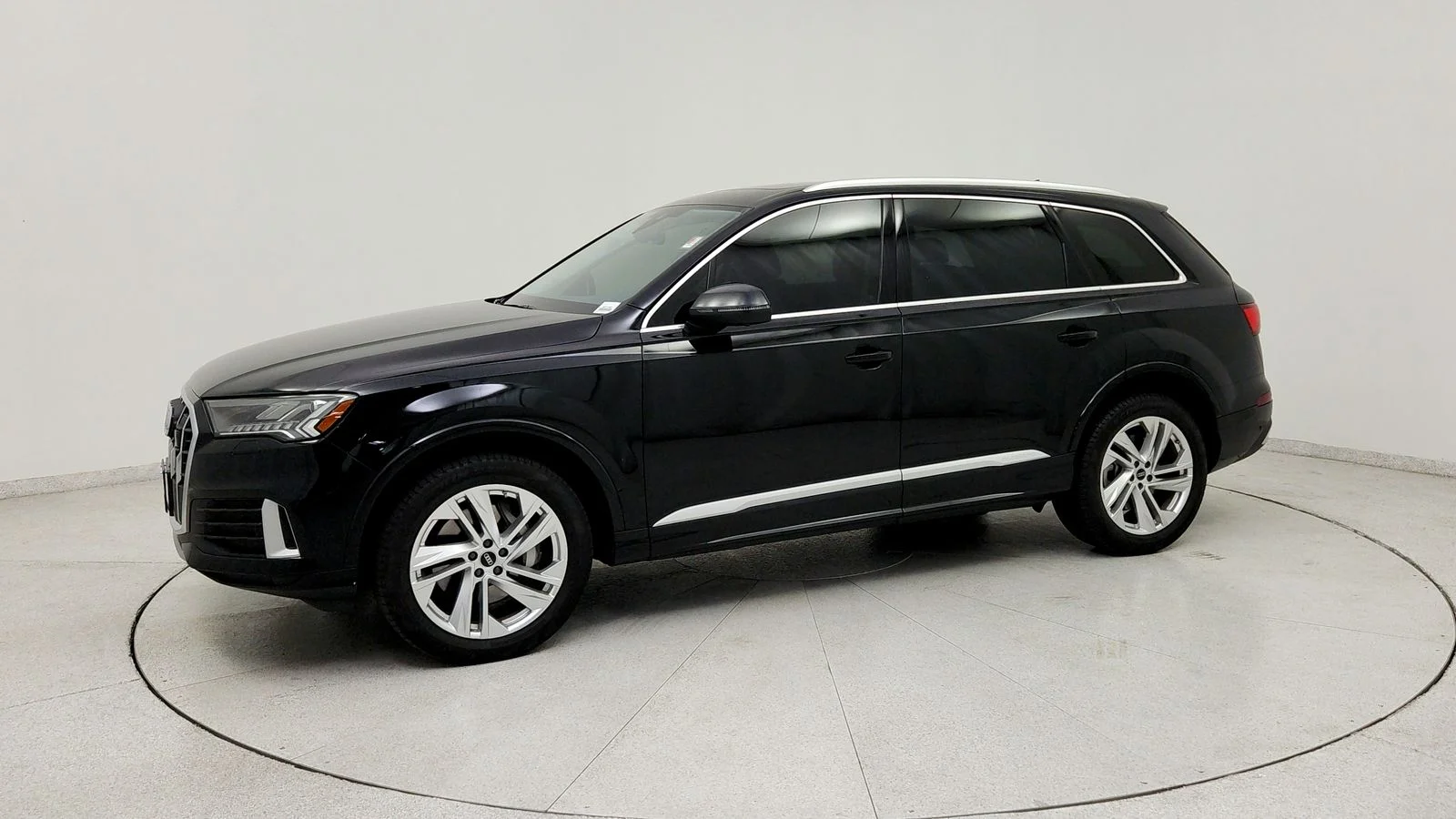 Used 2023 Black Audi 45 Premium Plus image 3