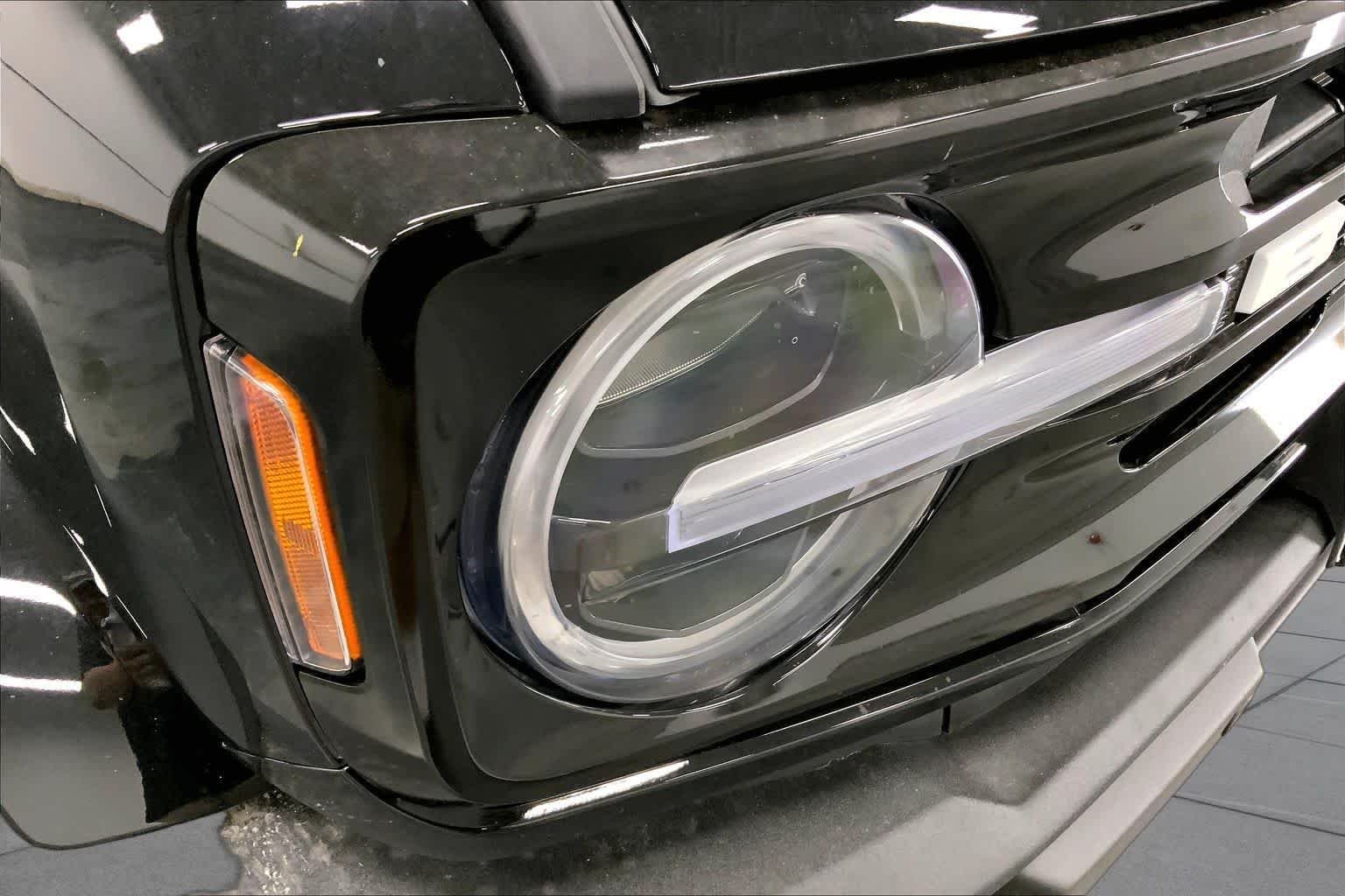 New 2026 Shadow Black Ford Outer Banks® image 13