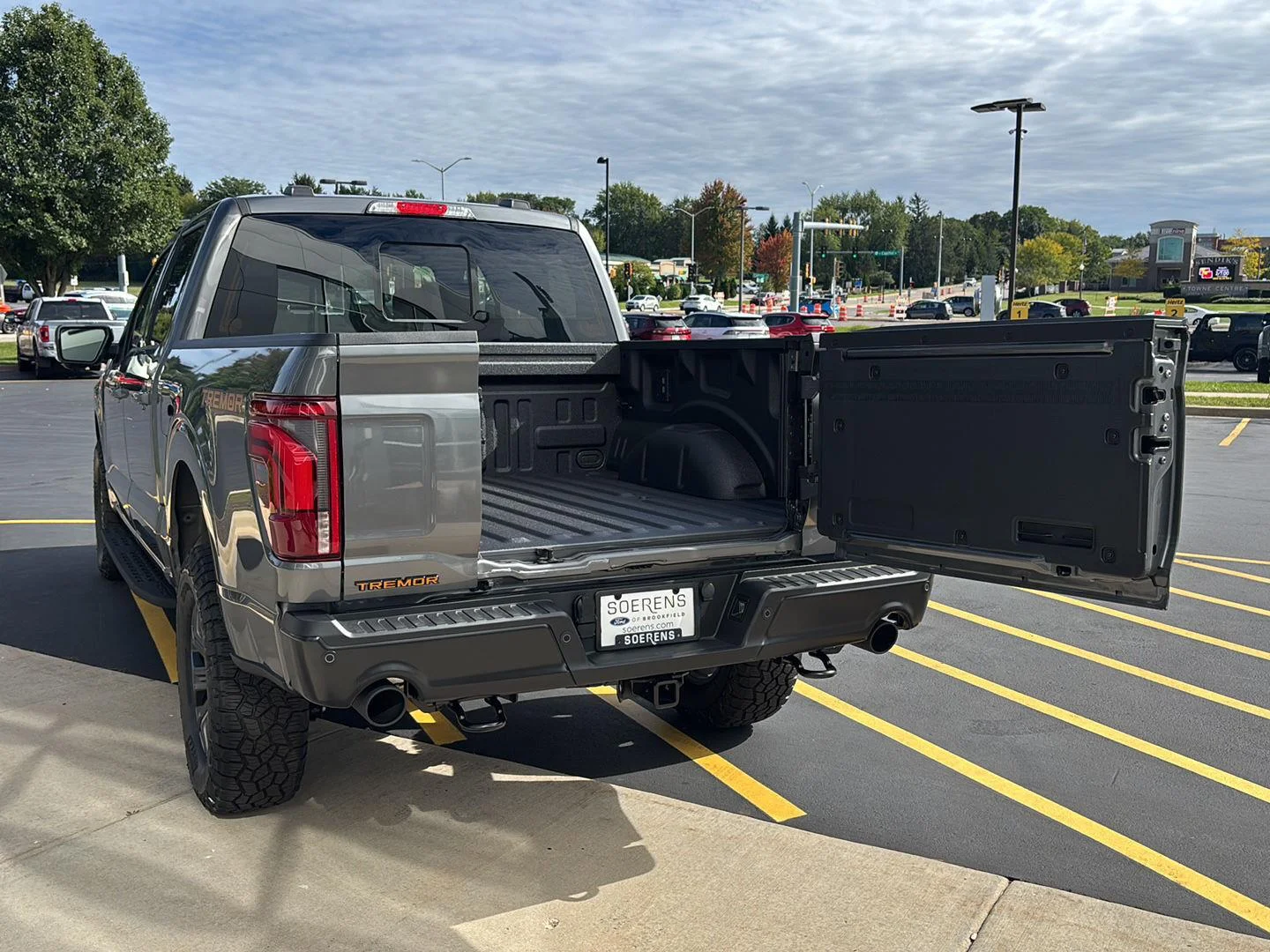 New 2026 Carbonized Gray Ford Tremor image 26