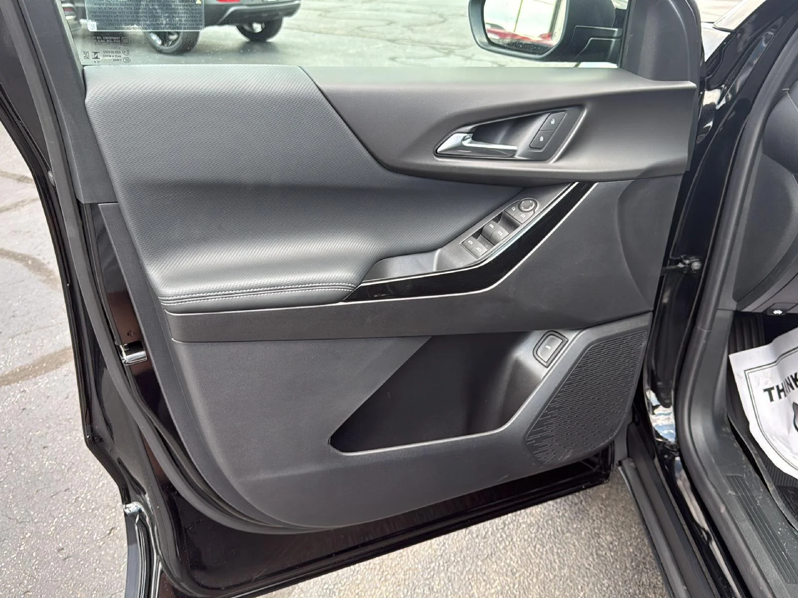 2027 Chevrolet Equinox LT - Photo 18