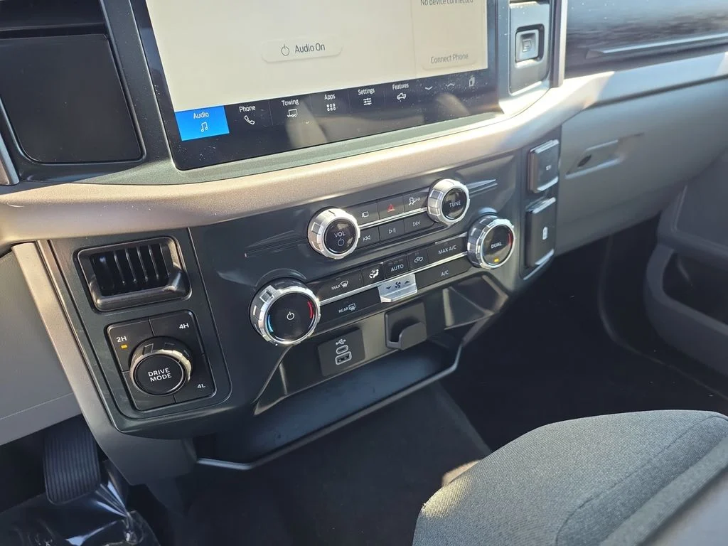 Certified Used 2025 Carbonized Grey Metallic Ford XLT image 19