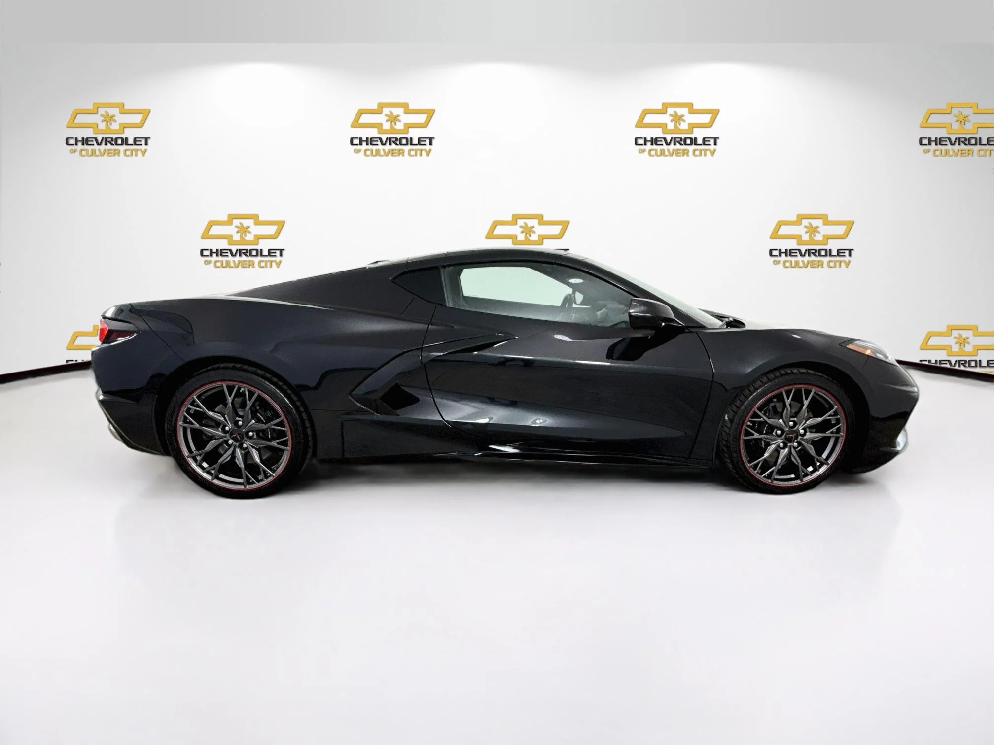 Used 2024 Carbon Flash Metallic Chevrolet 1LT image 9