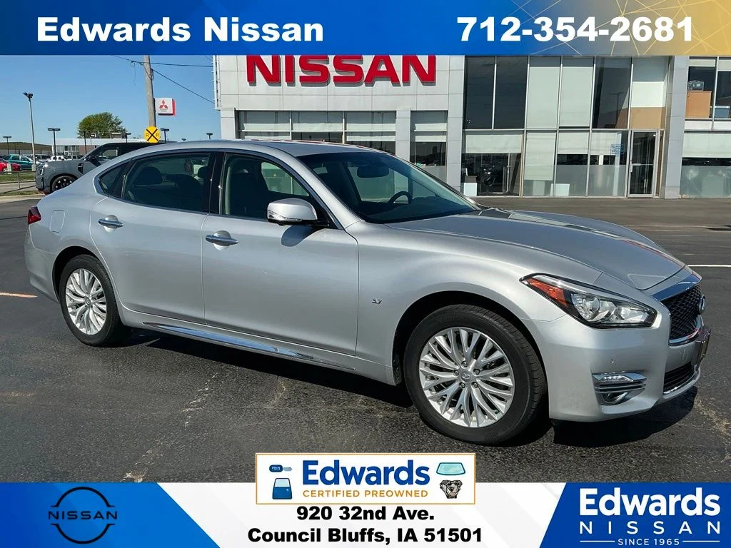 2015 INFINITI Q70L 3.7 AWD L's photo