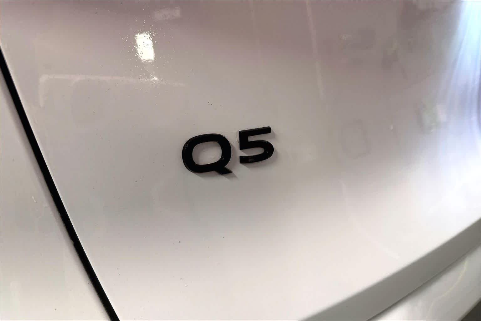 Used 2025 Glacier White Metallic Audi Premium Plus image 10