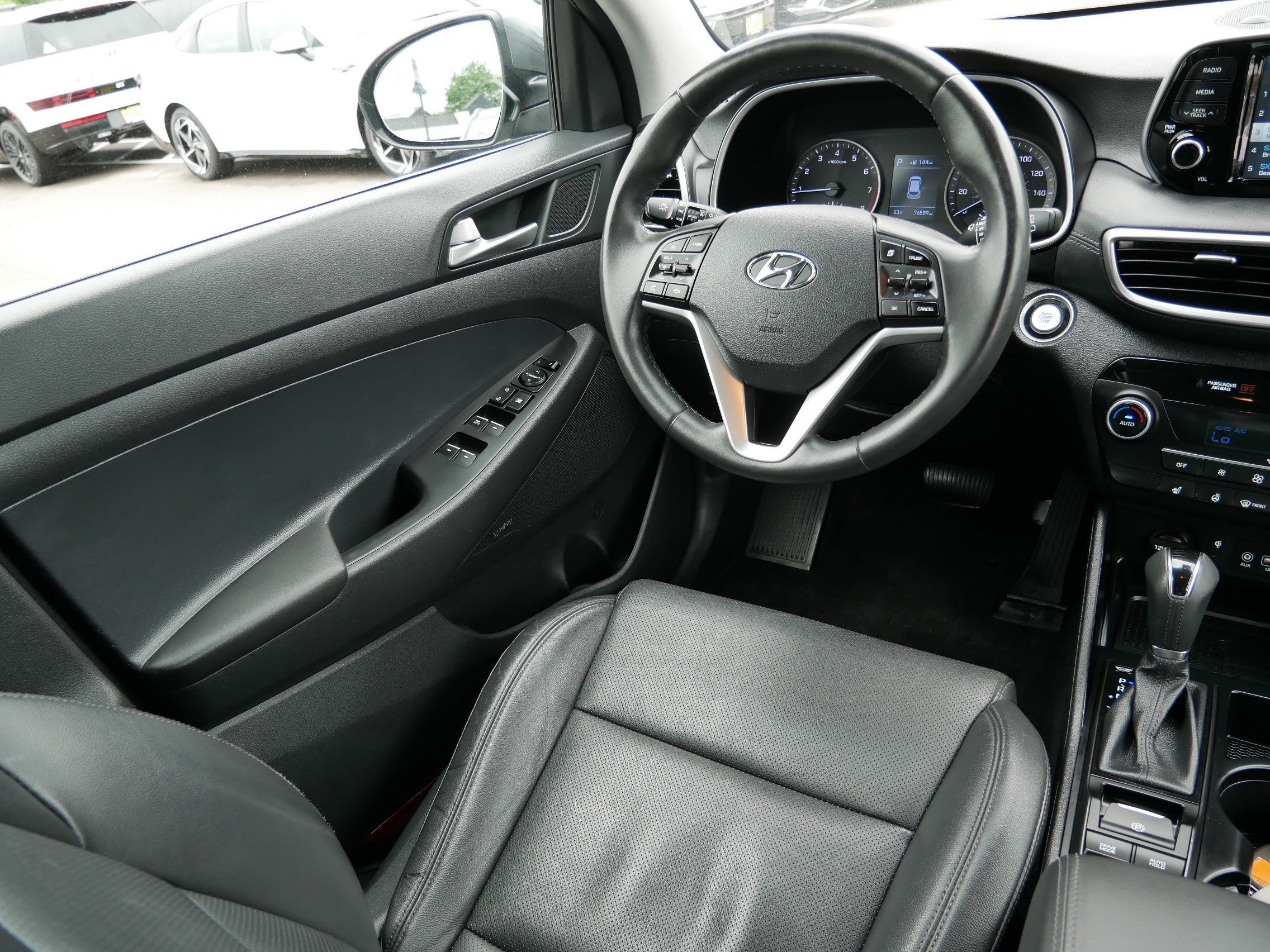 Certified Used 2019 Coliseum Gray Hyundai Limited image 9