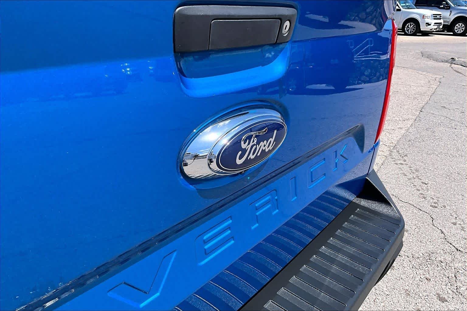 Used 2022 Velocity Blue Ford XLT image 29