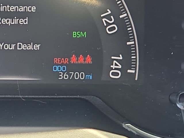 Used 2023 Ice Cap Toyota XLE image 7