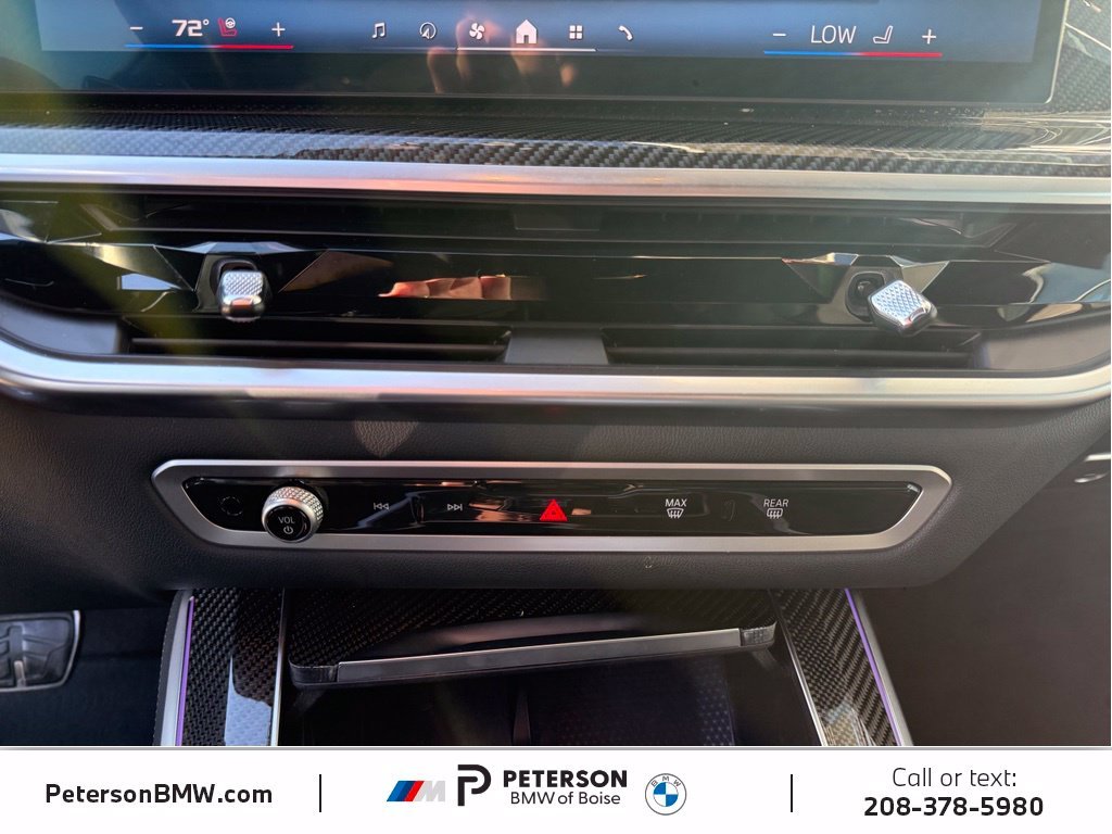 Used 2024 Gray BMW M60i image 30