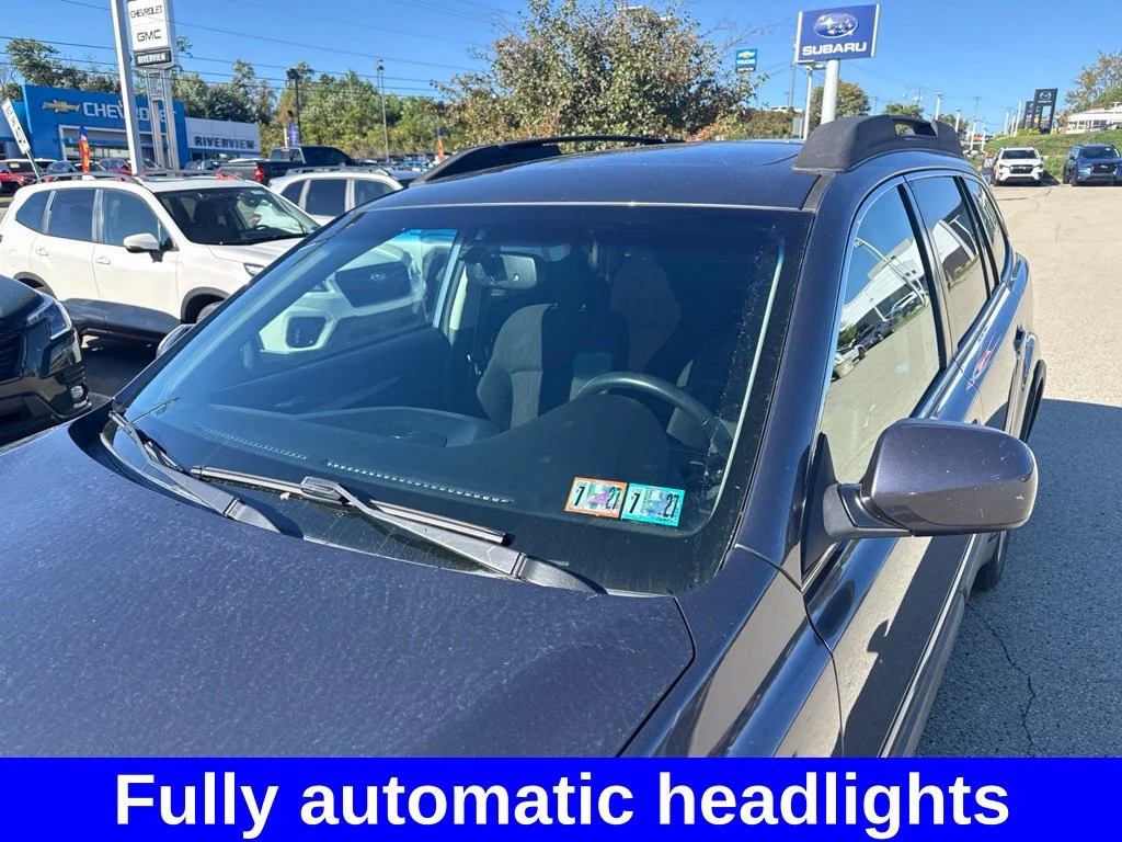 Used 2014 Gray Subaru 2.5i Premium image 8