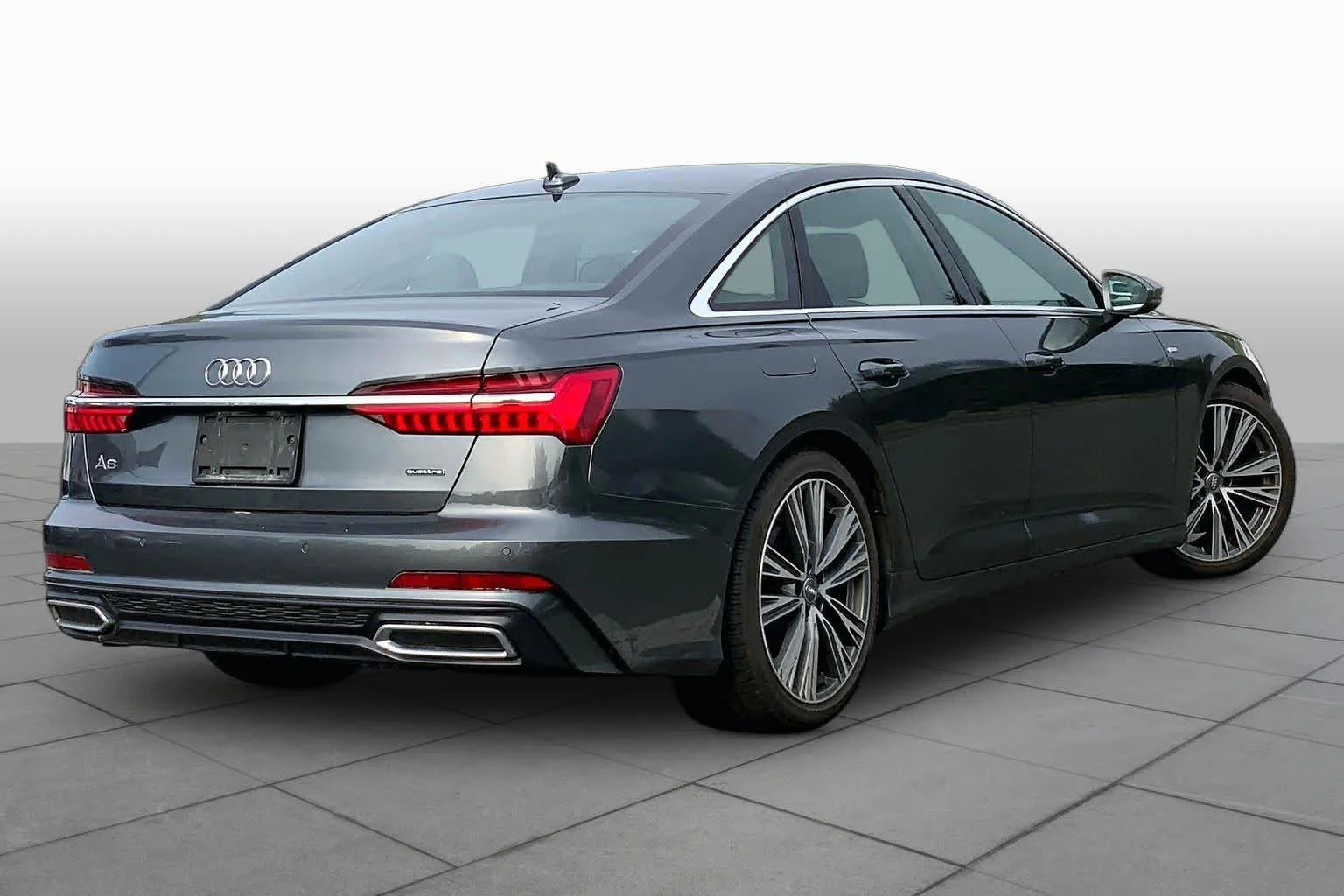 Used 2019 Daytona Gray Pearl Effect Audi Premium Plus image 13