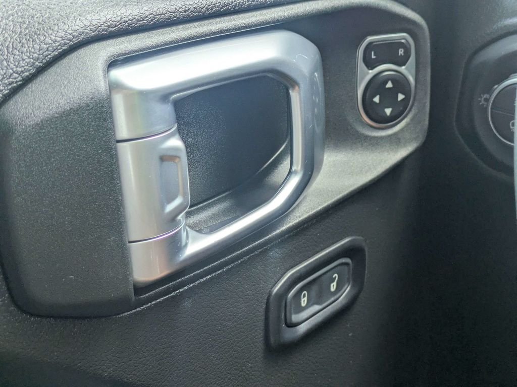 Used 2023 Black Jeep Rubicon image 23