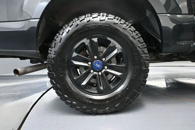 2015 Ford F-150 XLT - Photo 14