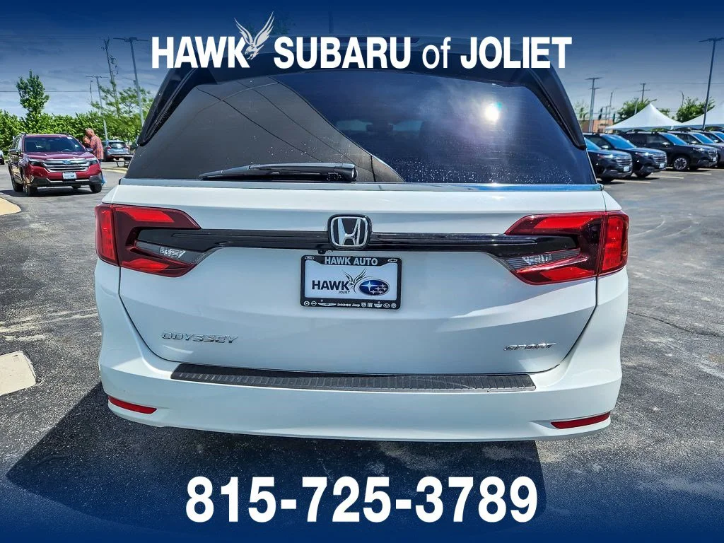 Used 2023 Platinum White Pearl Honda Sport image 5