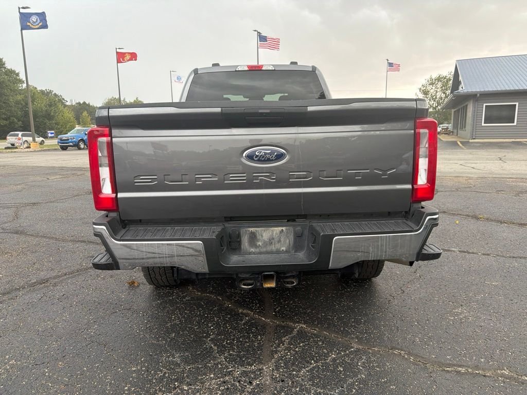 Used 2025 Gray Ford XLT image 5