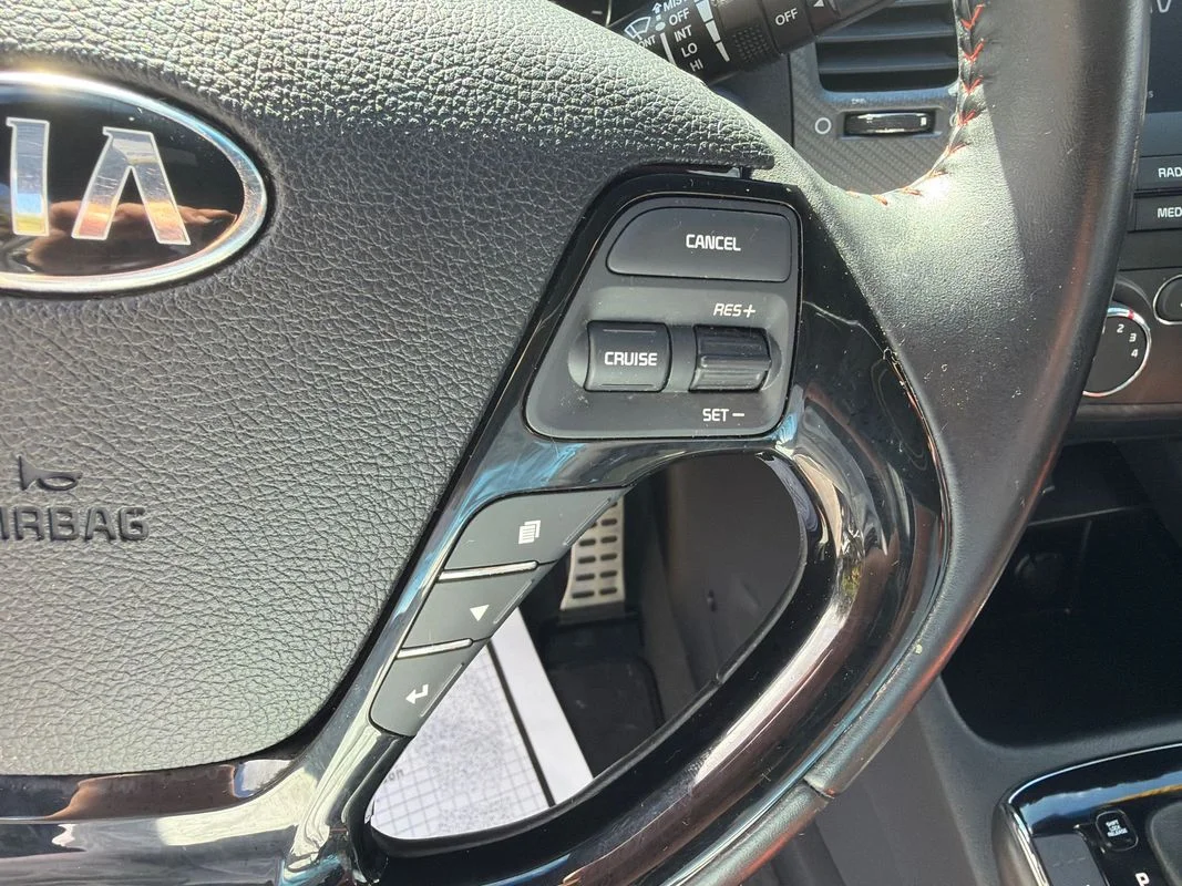 Used 2018 White Kia SX image 15