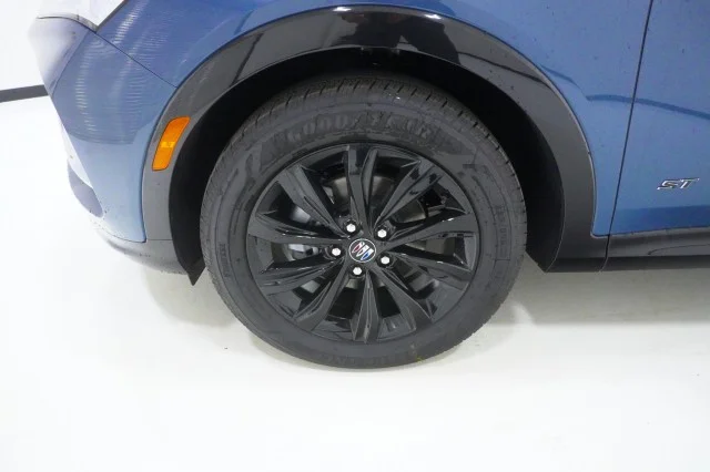 2026 Buick Envista Sport Touring - Photo 12