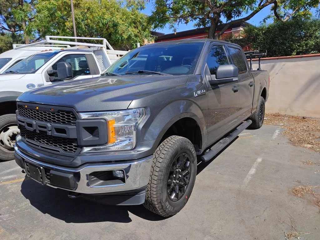 Certified Used 2018 Gray Ford XLT image 17