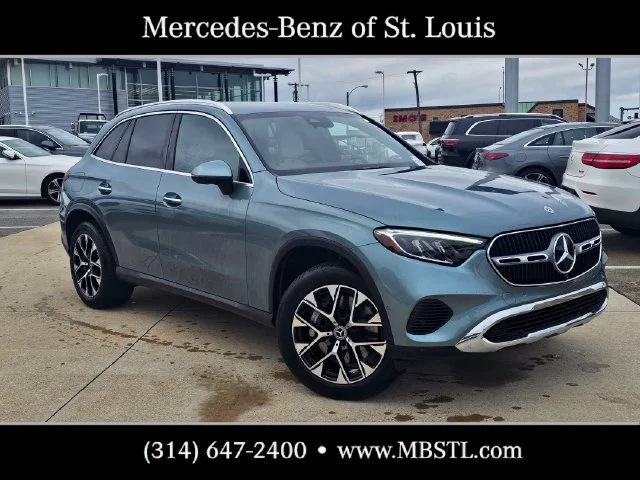 Certified Used 2025 Silver Mercedes-Benz GLC 350e image 1