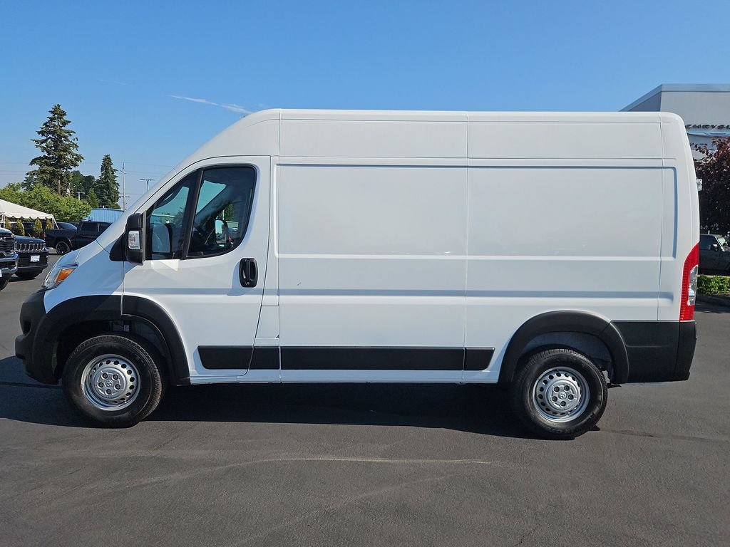 New 2026 Bright White Clearcoat RAM High Roof image 3