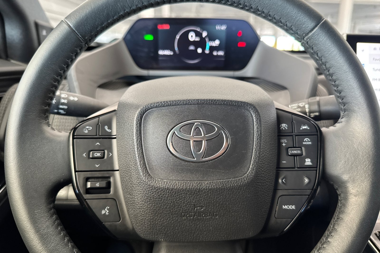 Certified Used 2023 Wind Chill Pearl Toyota Limited image 22