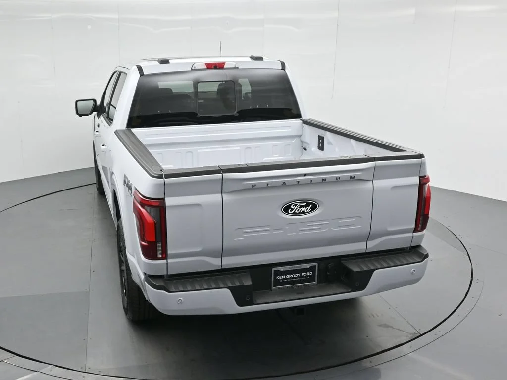 Used 2025 Space White Metallic Ford Platinum image 45