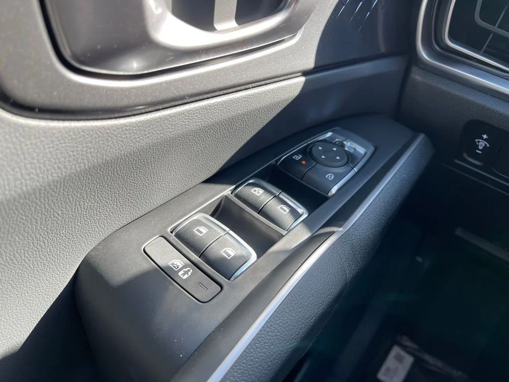 New 2026 Black Kia LX image 22