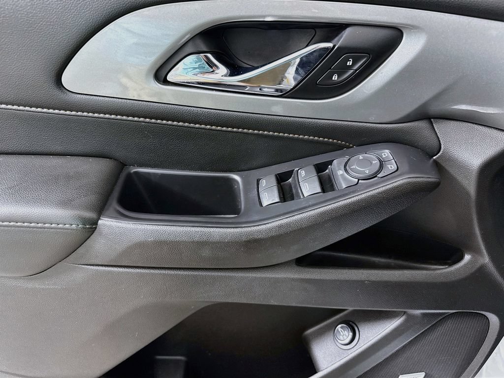 2021 Chevrolet Traverse RS - Photo 18