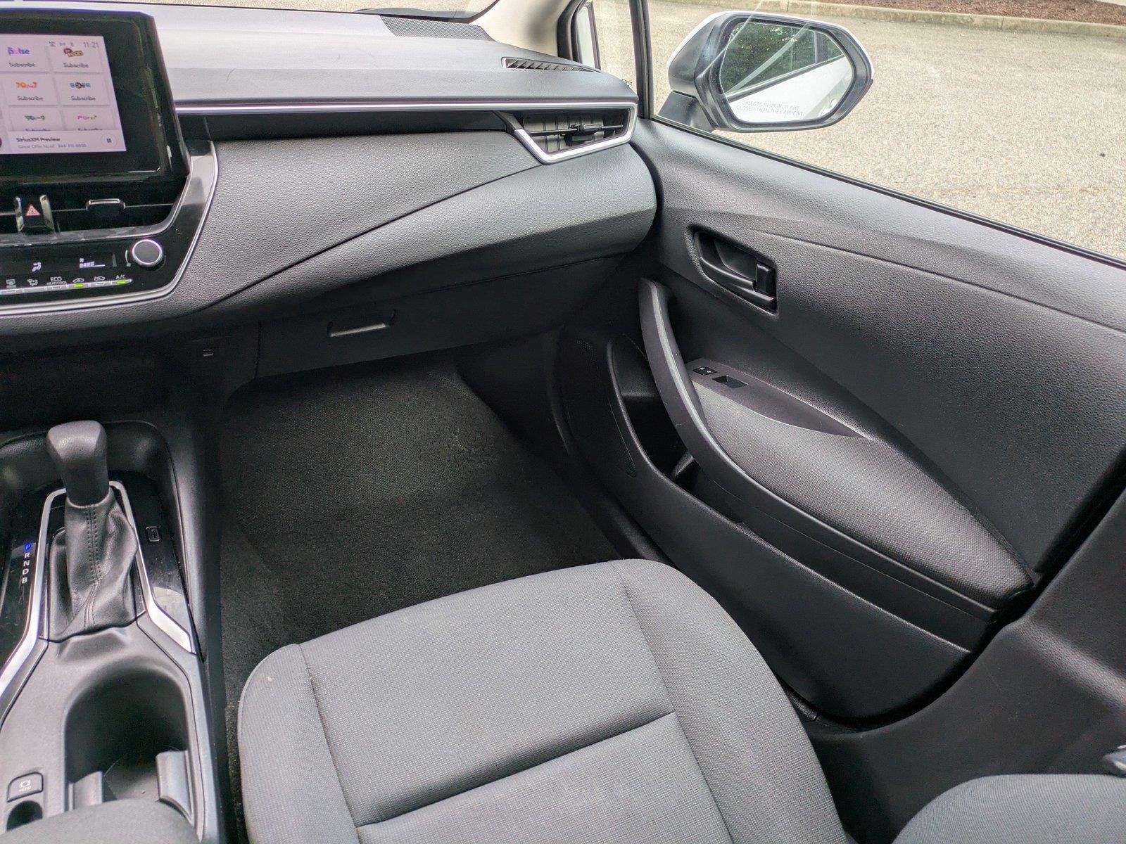 Used 2024  Toyota LE image 16