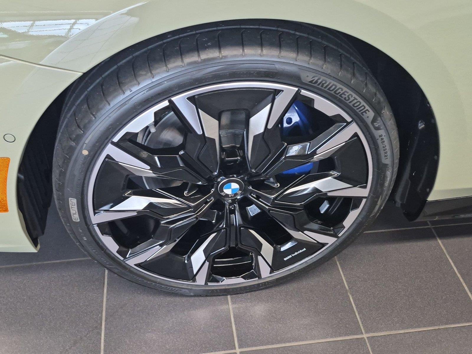 New 2027 Special Order Color BMW 540i xDrive image 10