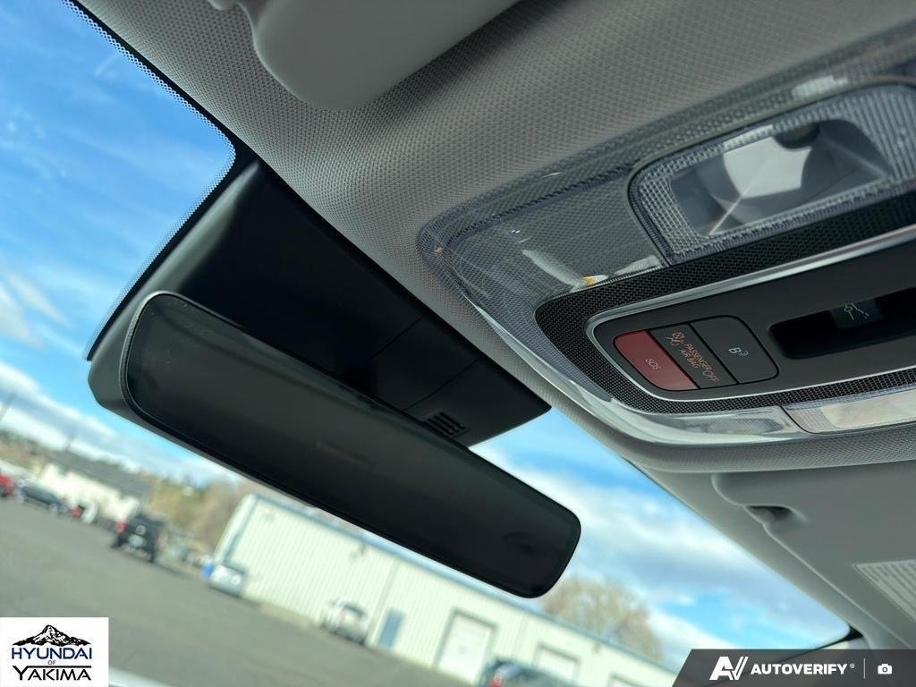 New 2026 Atlas White Hyundai Limited AWD image 21