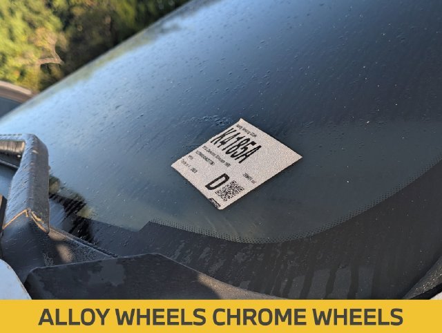 Used 2010 White Chevrolet LS image 7