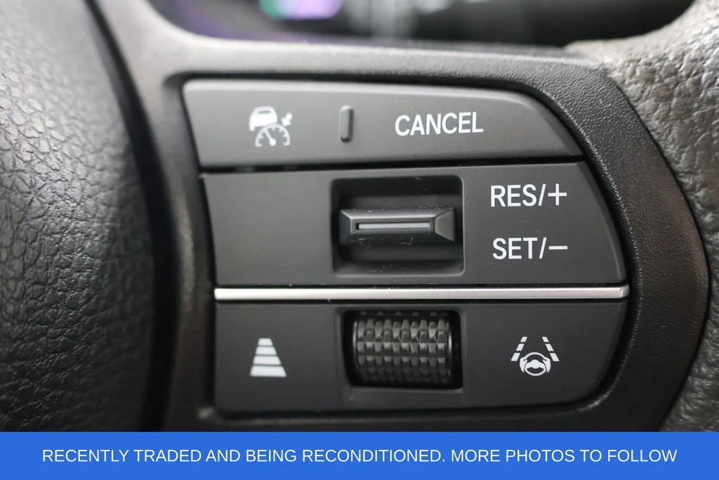 Used 2025 Gray Honda SE image 12