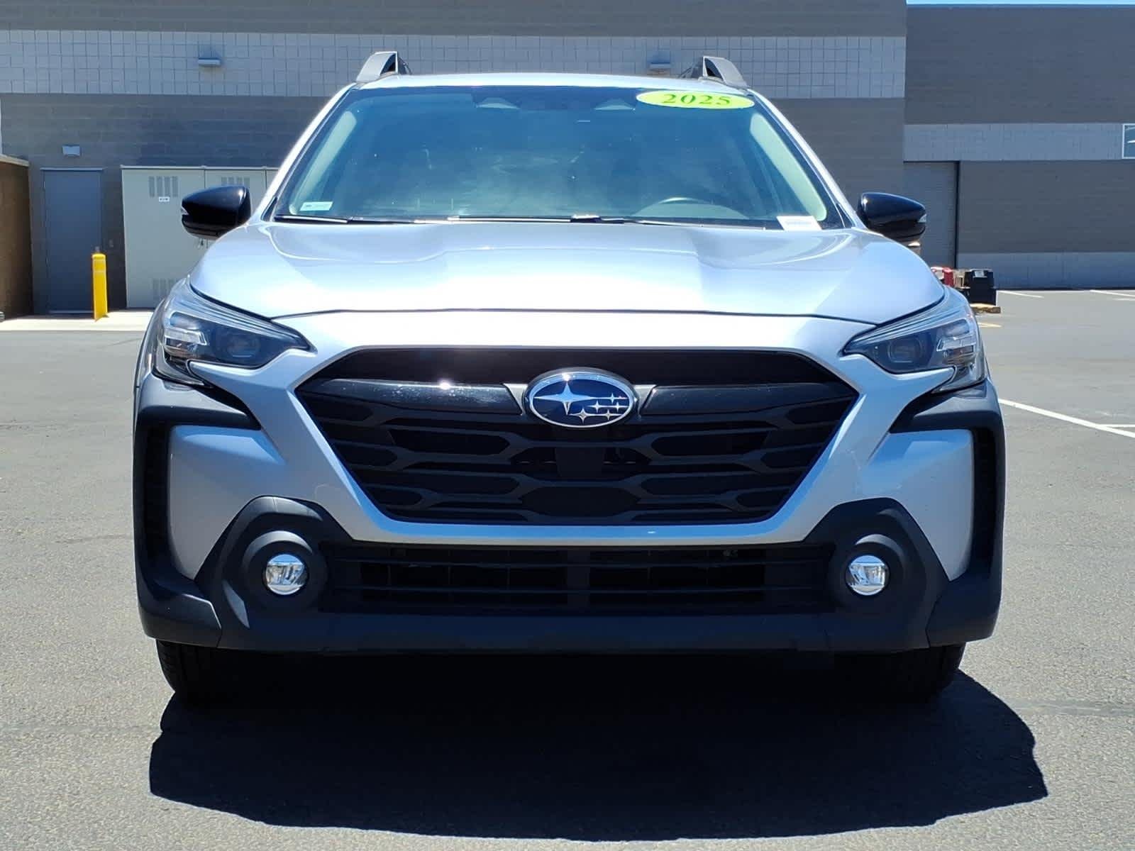 Used 2025 Ice Silver Metallic Subaru Onyx Edition image 2