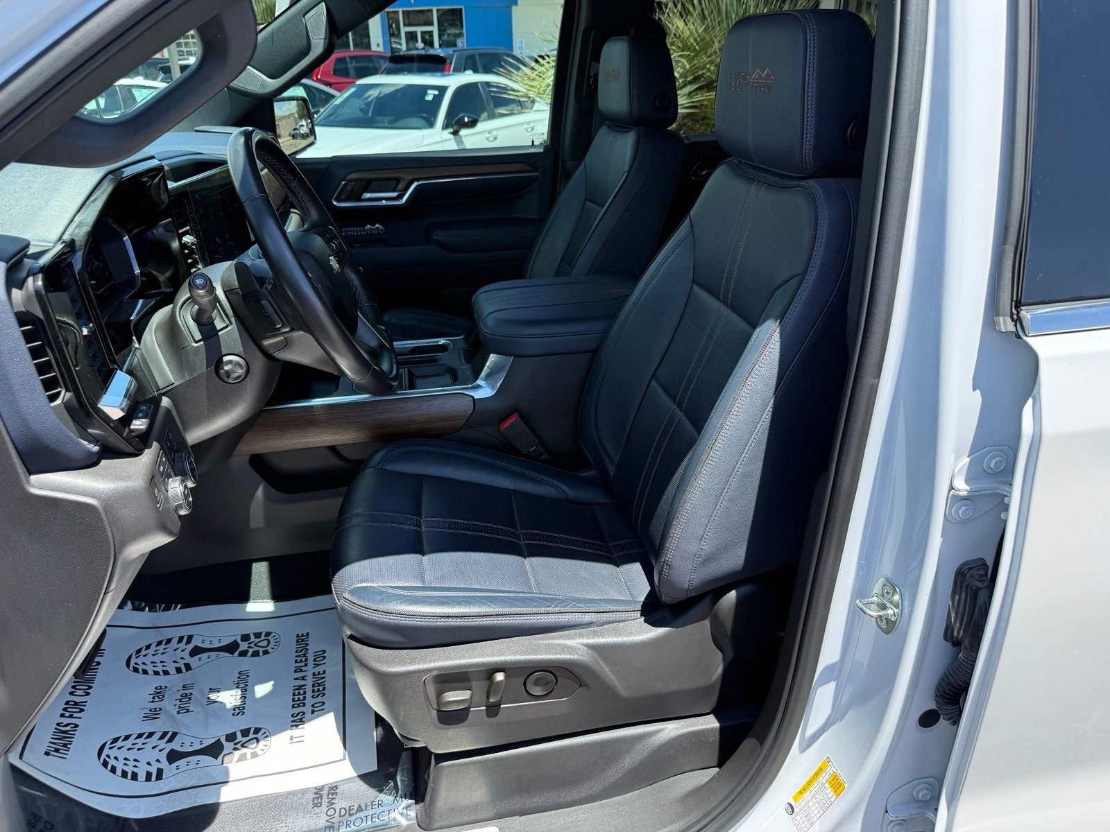2023 Chevrolet Silverado 1500 High Country - Photo 39