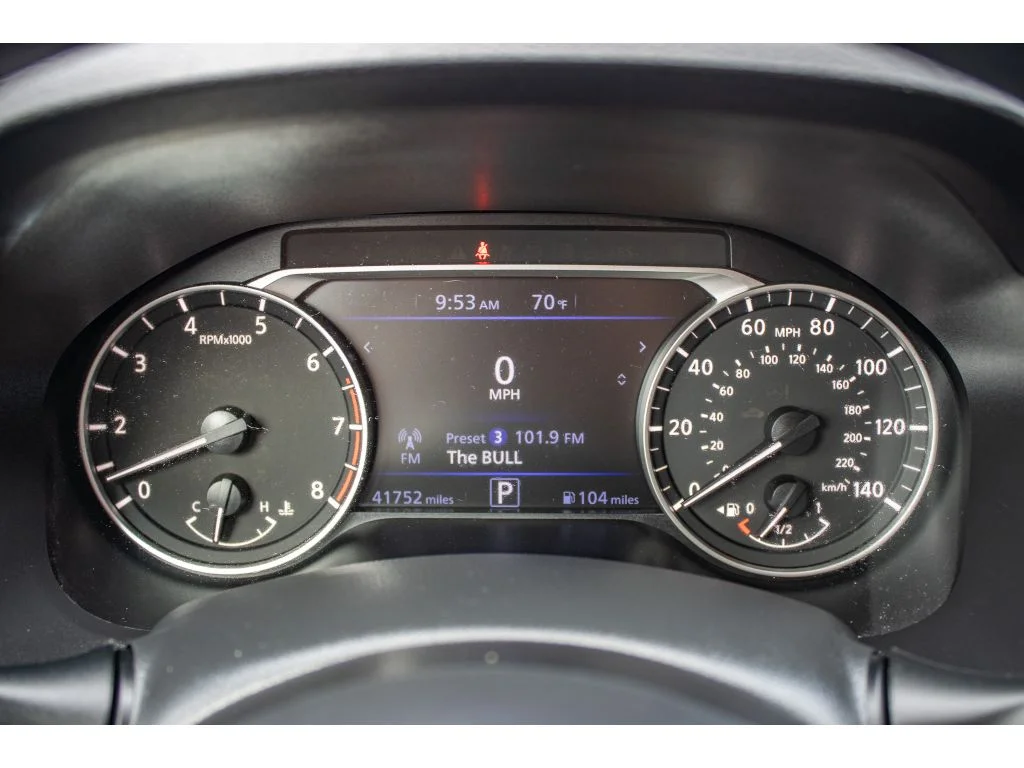 Used 2025 Garnet Pearl Metallic Nissan SV image 36