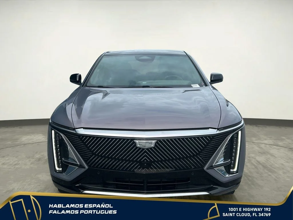 Used 2025 Celestial Metallic Cadillac Luxury 3 image 9