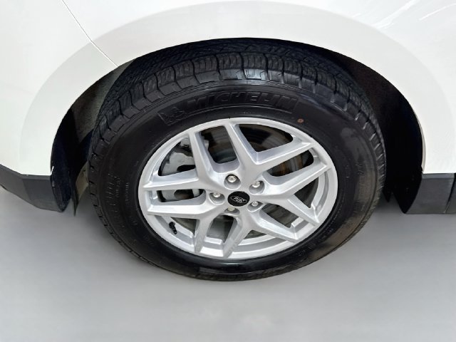 Used 2024 White Ford SEL image 29