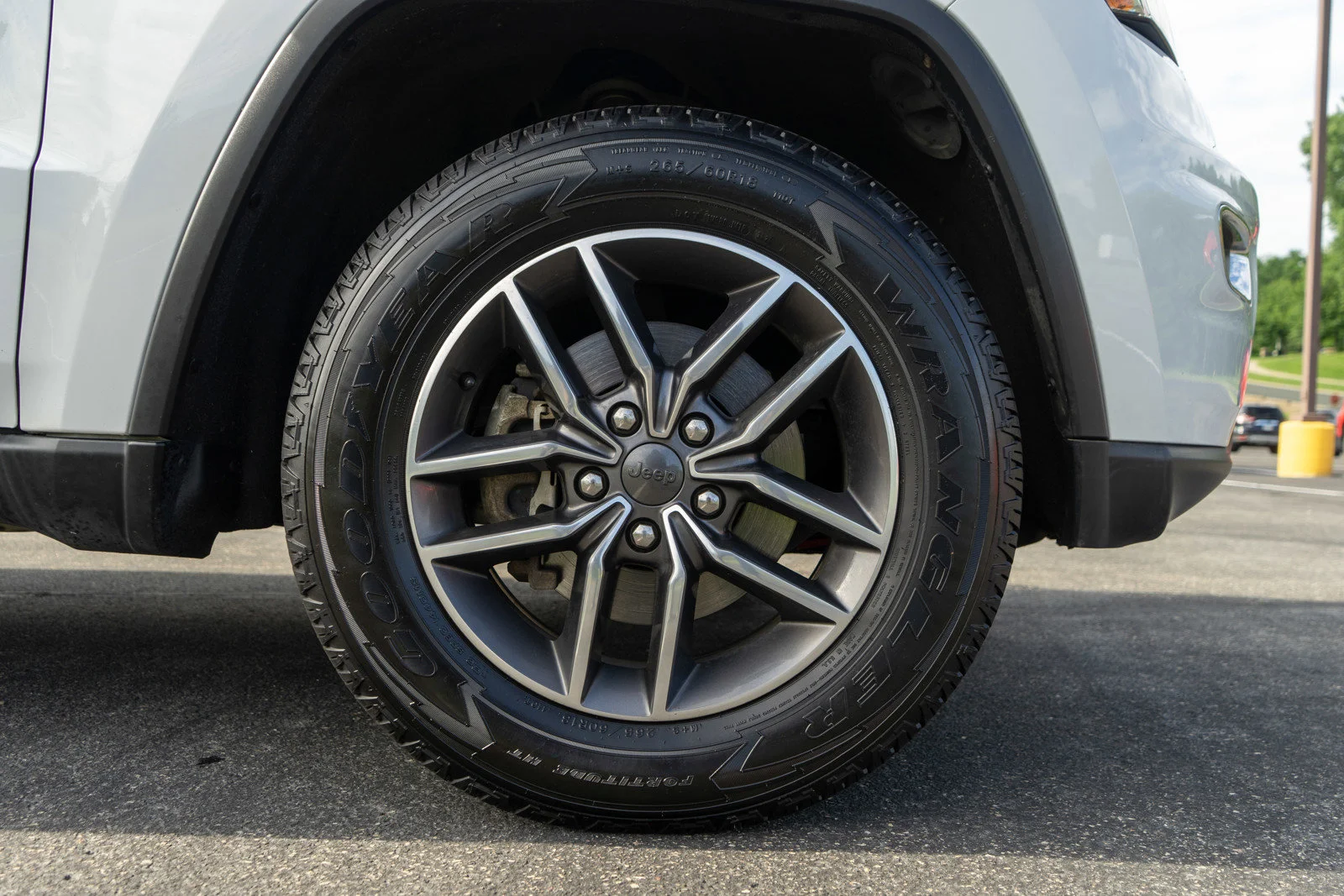 Used 2020 Bright White Clearcoat Jeep Limited image 11