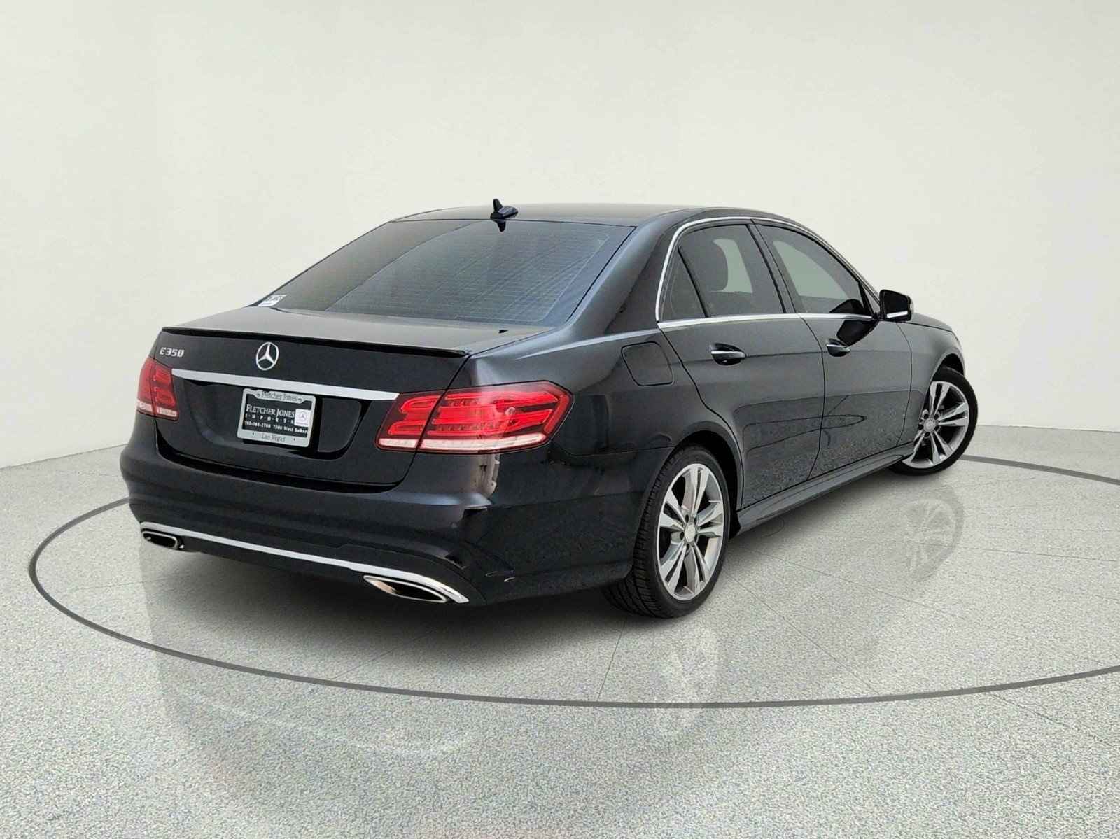Used 2014 Black Mercedes-Benz E 350 Sport image 9