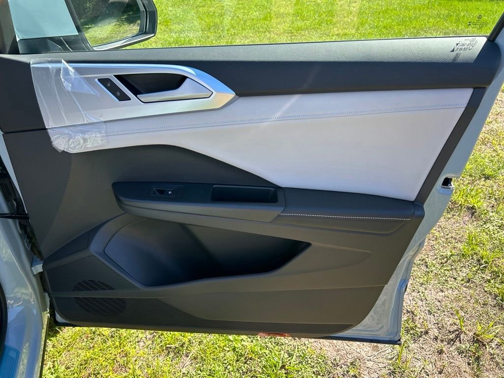 New 2026 Gray Volkswagen 1.5T SE image 41