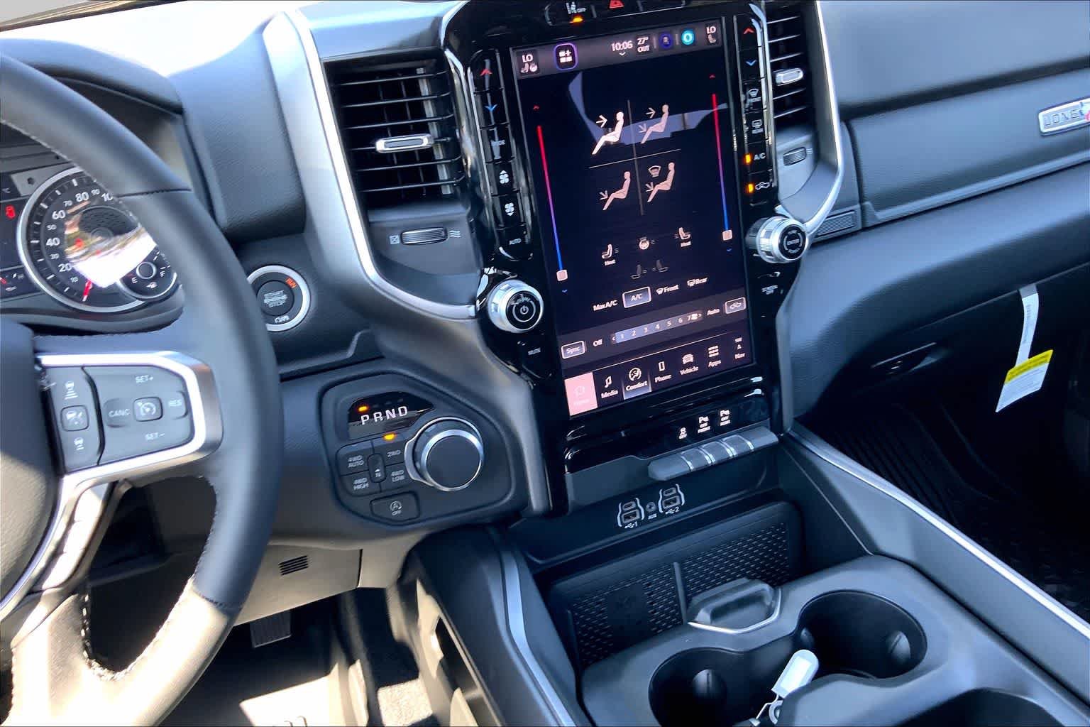 New 2026 Diamond Black Crystal Pearl-Coat Exterior Paint RAM Lone Star image 6