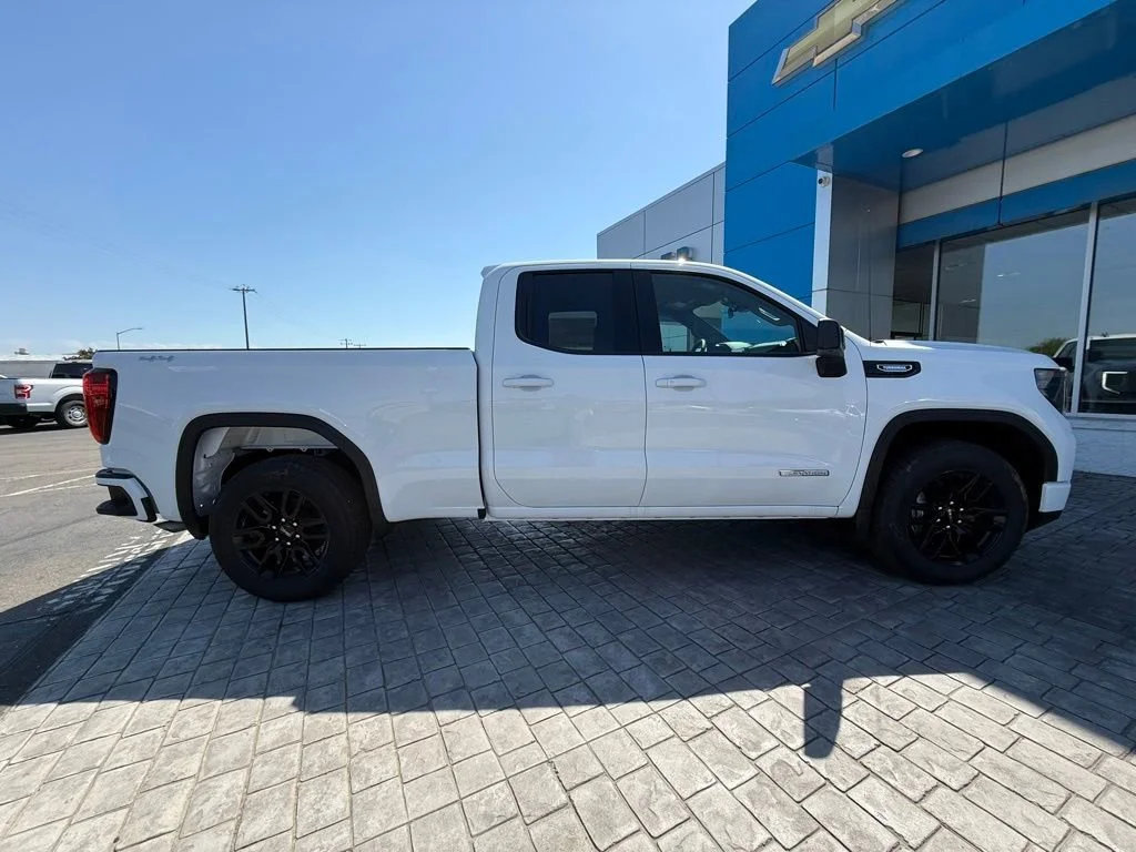 New 2026 Summit White GMC Elevation image 8