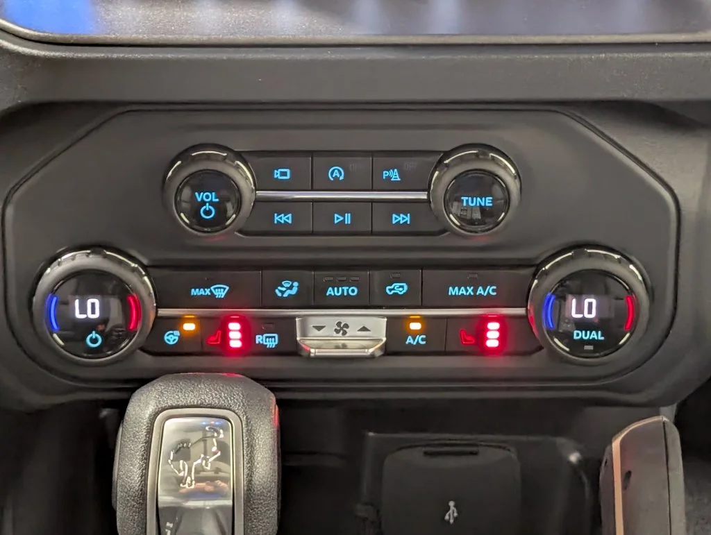 New 2026 Marsh Gray Ford Badlands® image 6